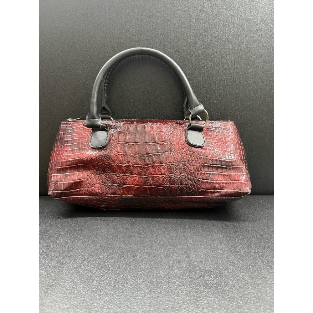 Wine Clutch | Wine Purse Croc Design: Burgundy Croc